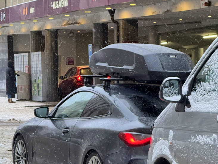 Bmw 2/4-serie (g) thule takräcken med takbox force 3 xxl sport 450l