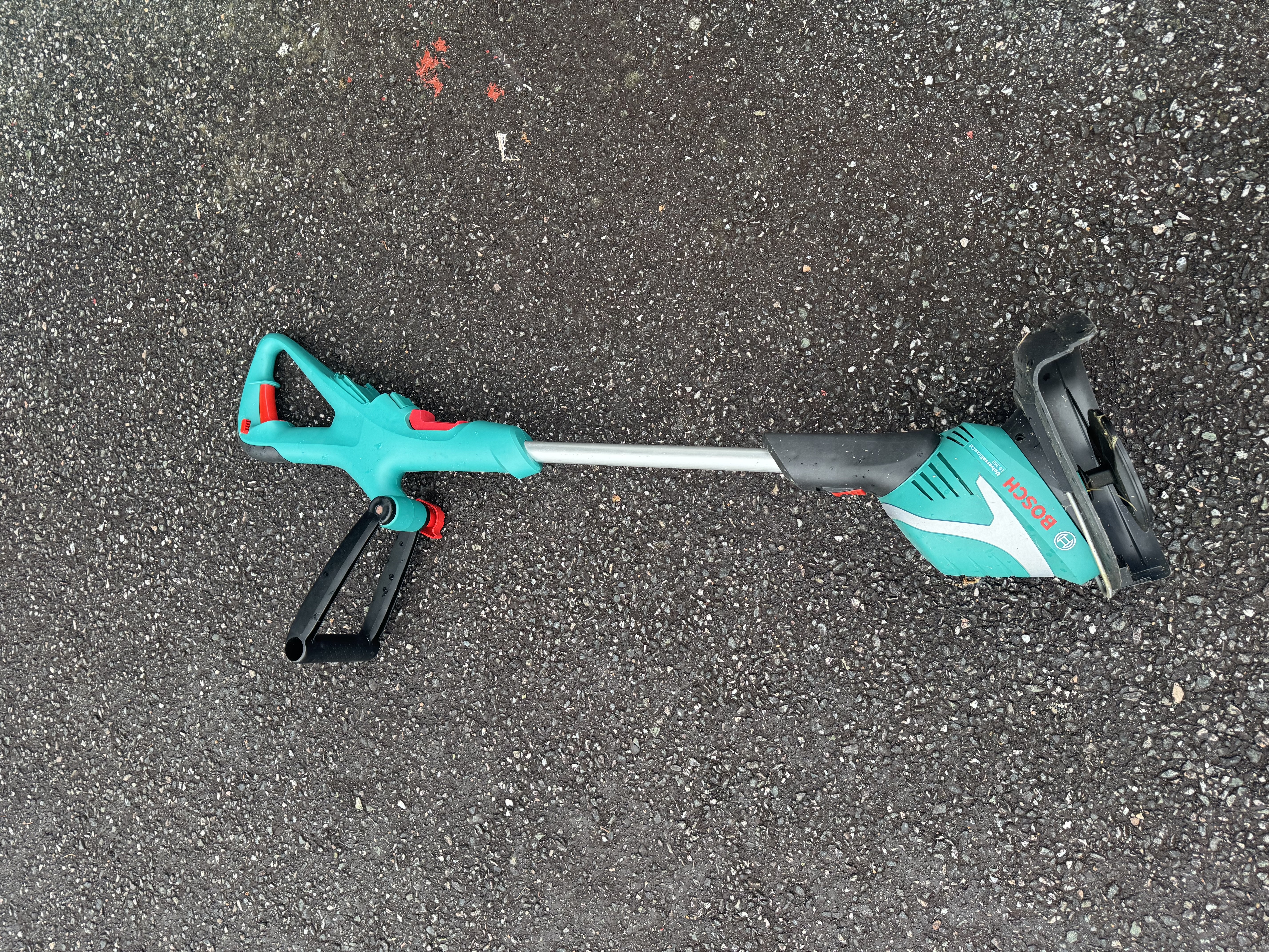 Kantklipper: bosch gresstrimmer easygrasscut 18v-260
