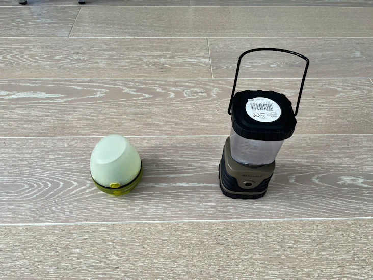 2 st campinglampor – batteridrivna & smidiga för friluftsliv