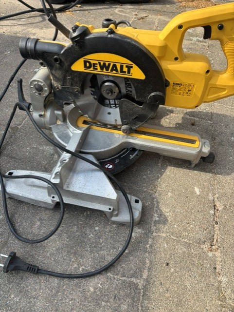 Dewalt kap/gersåg
