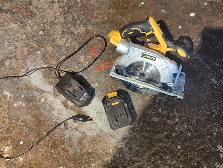 Batteridriven cirkelsåg