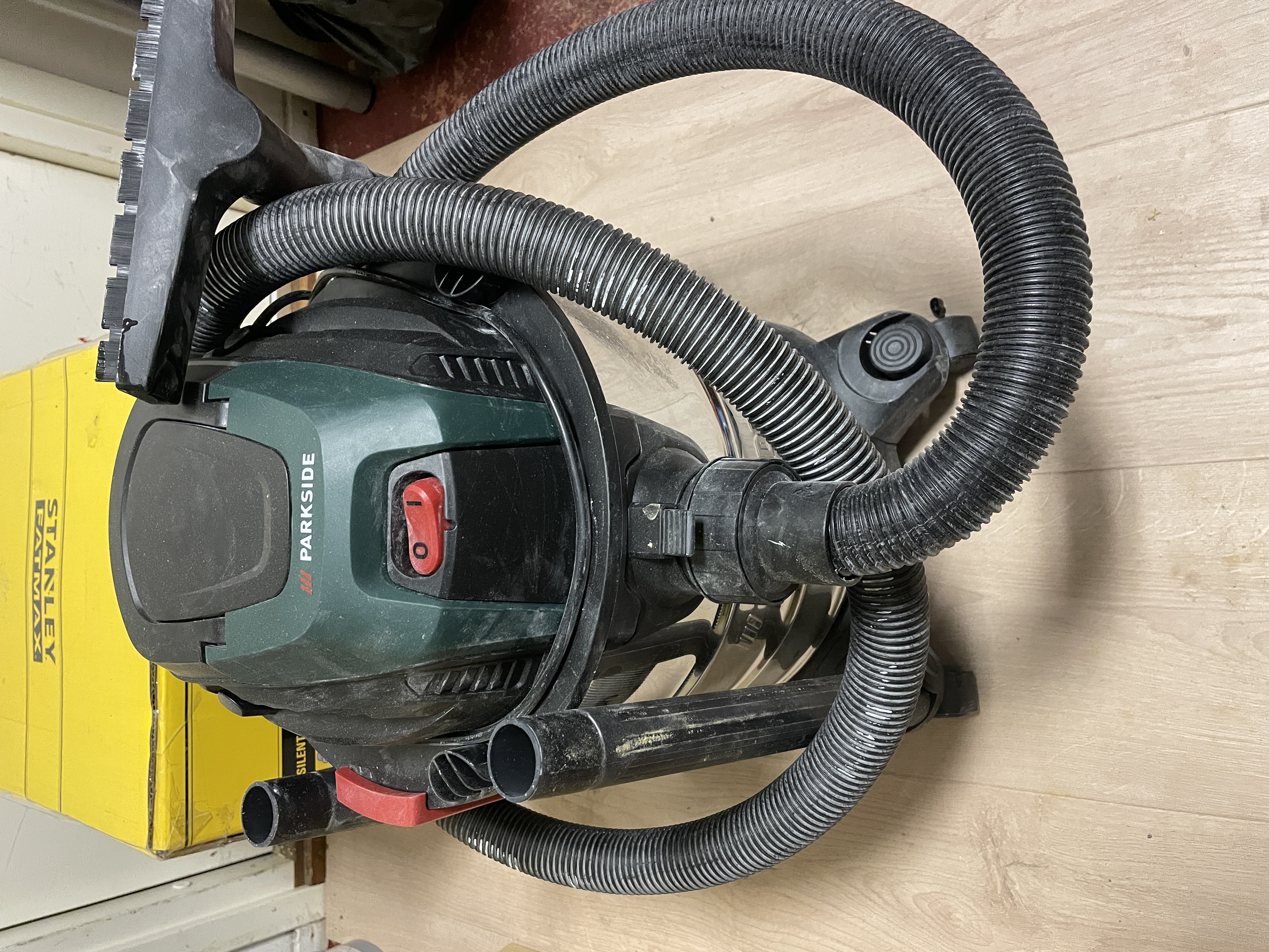 Våt-/torrdammsugare