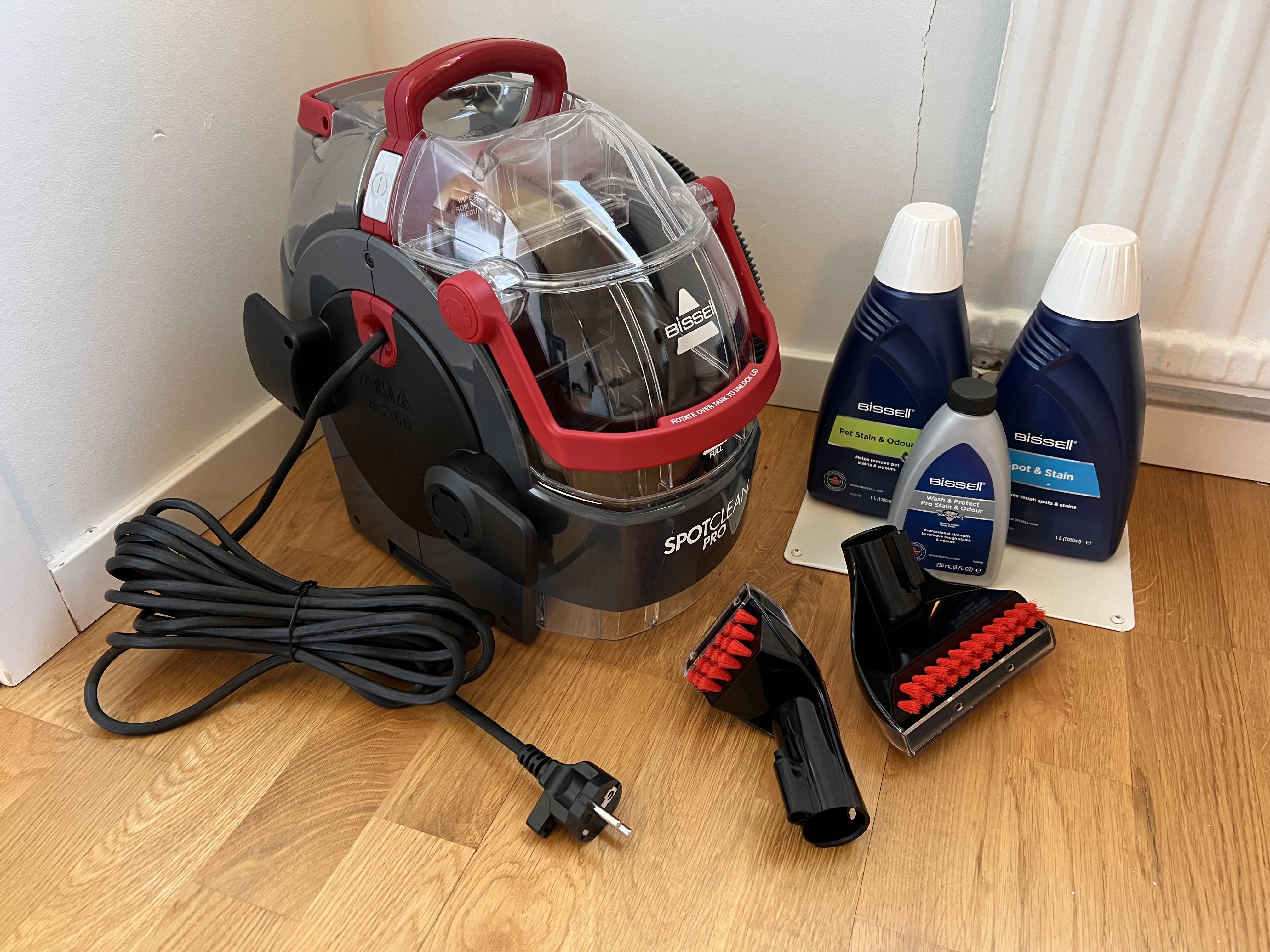 Bissell spotclean pro – soff- & mattvätt inkl. rengöringsmedel
