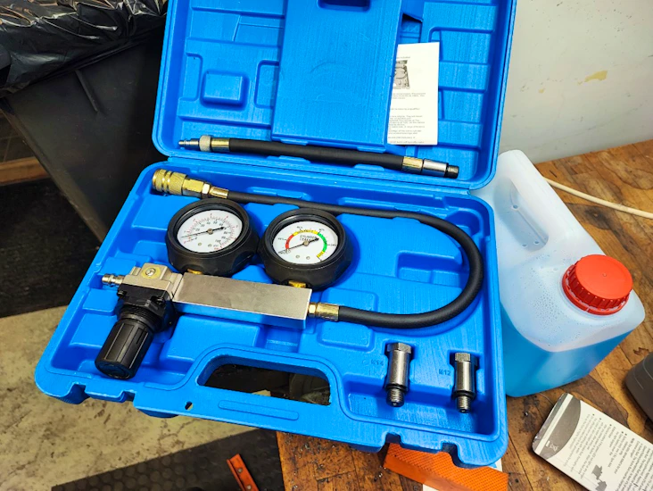 Cylinderläckagetestare