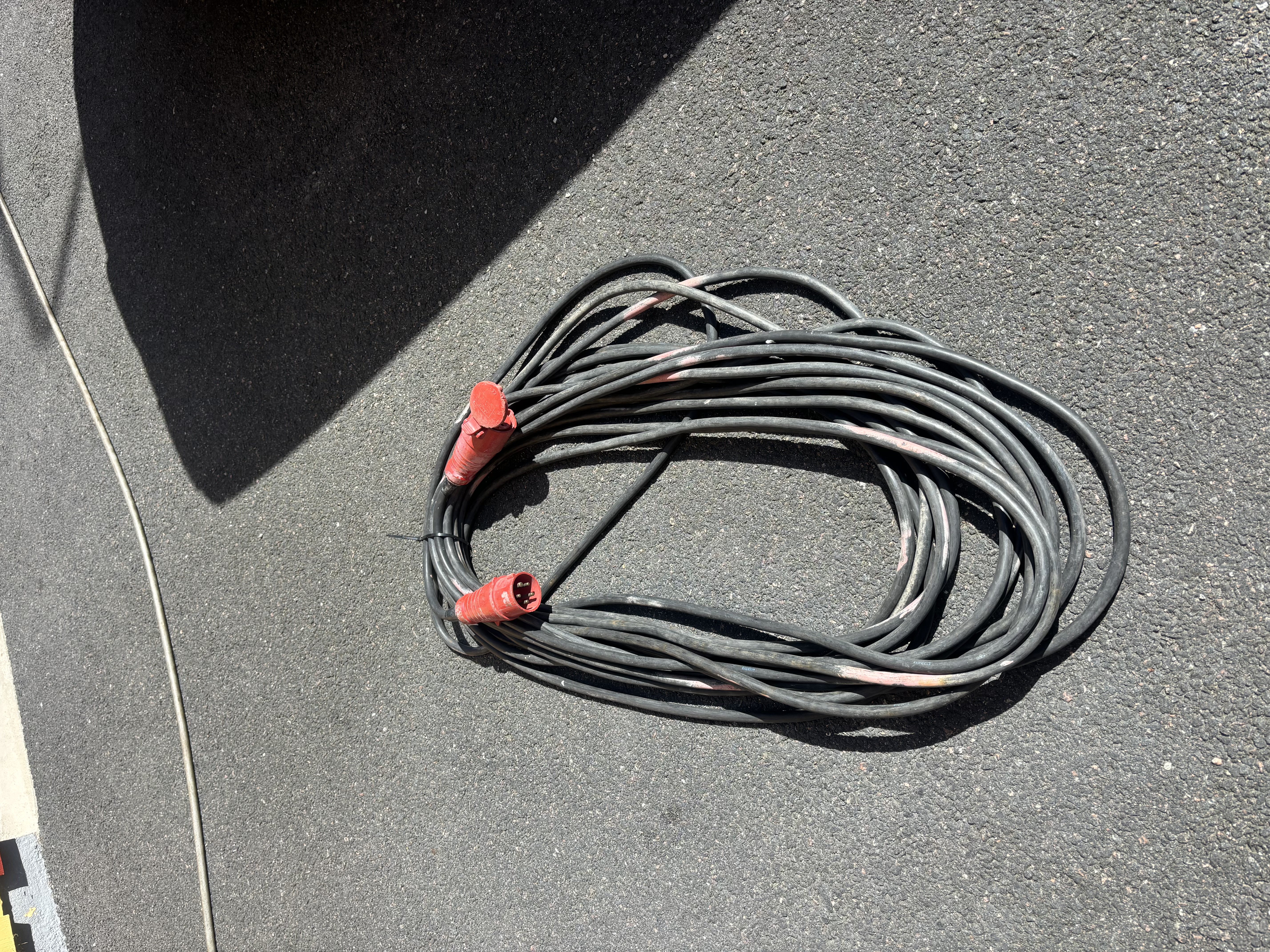 3-fas 16a kabel 32 m