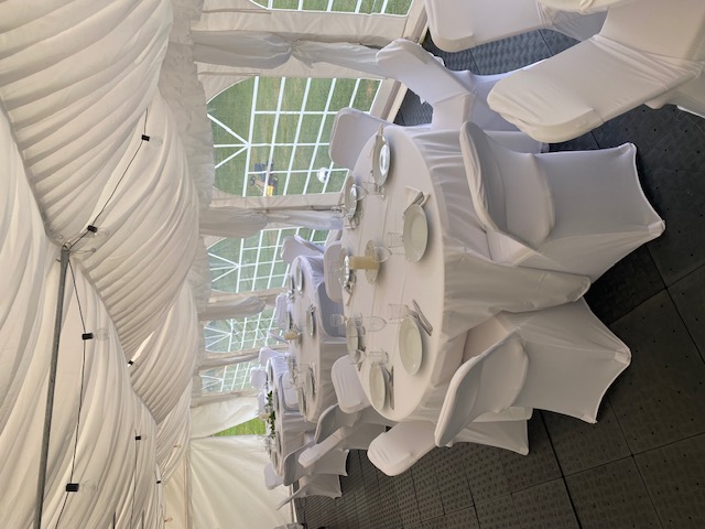 Runda bord uthyres  hyr runda bord i täby  hyr runda bord i nacka  bordsuthyrning 