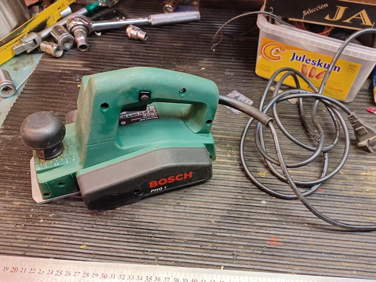 Bosch pho 1 elektrisk trähyvel