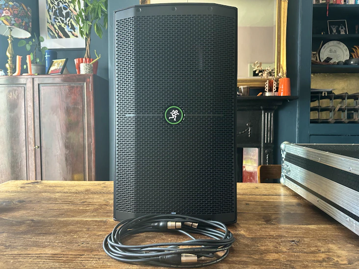 Mackie thump210 10" active pa speaker