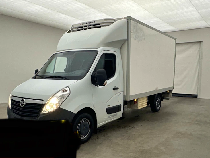 Flyttbil / kylbil / frysbil opel movano med bakgavellift