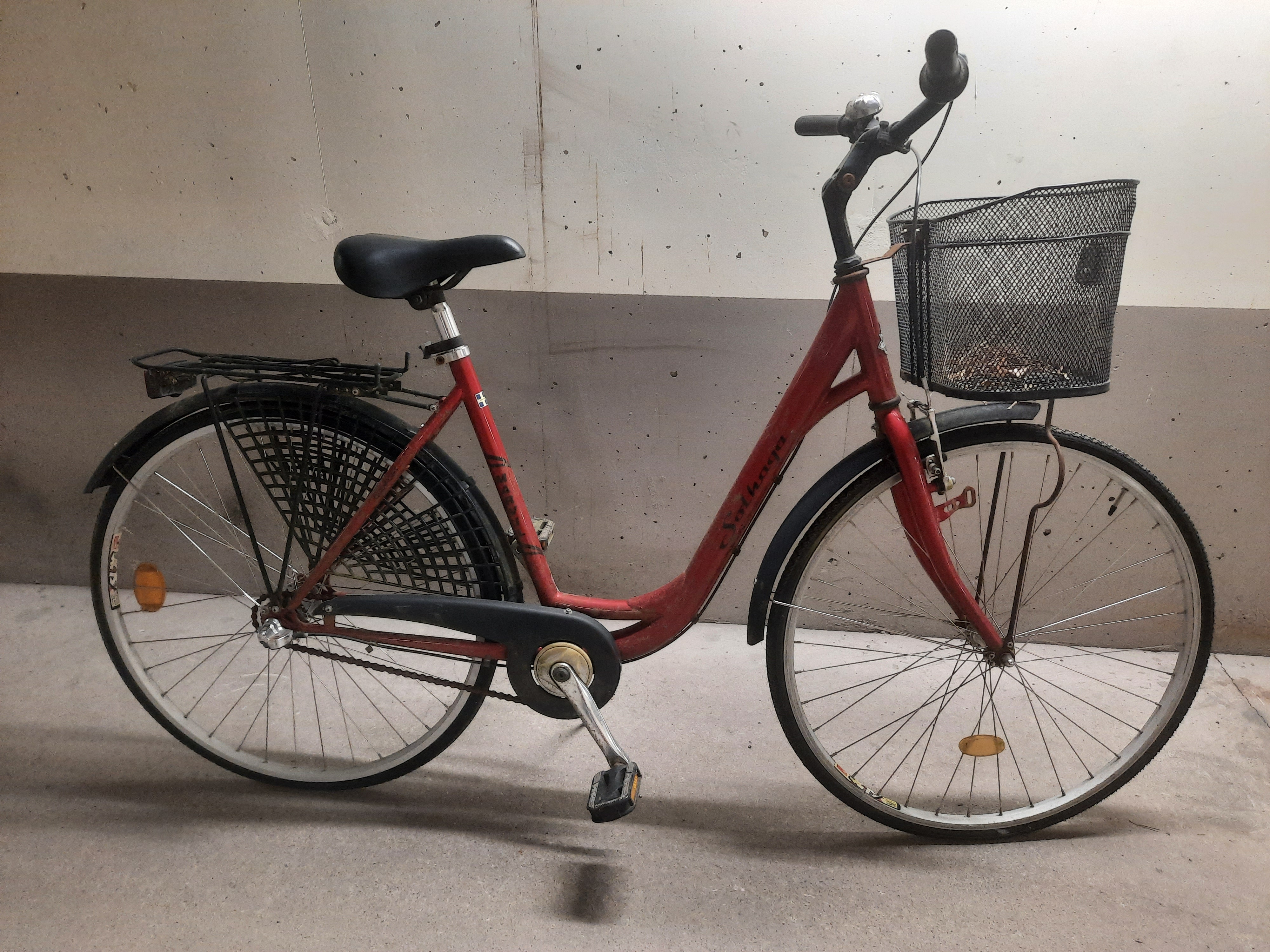 2 damcyklar uthyres