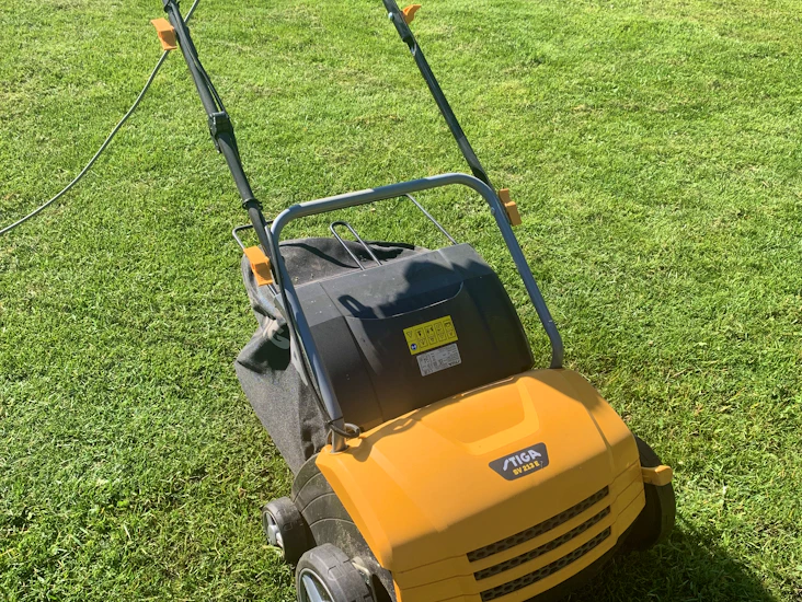 Stiga vertikalskärare / mossrivare