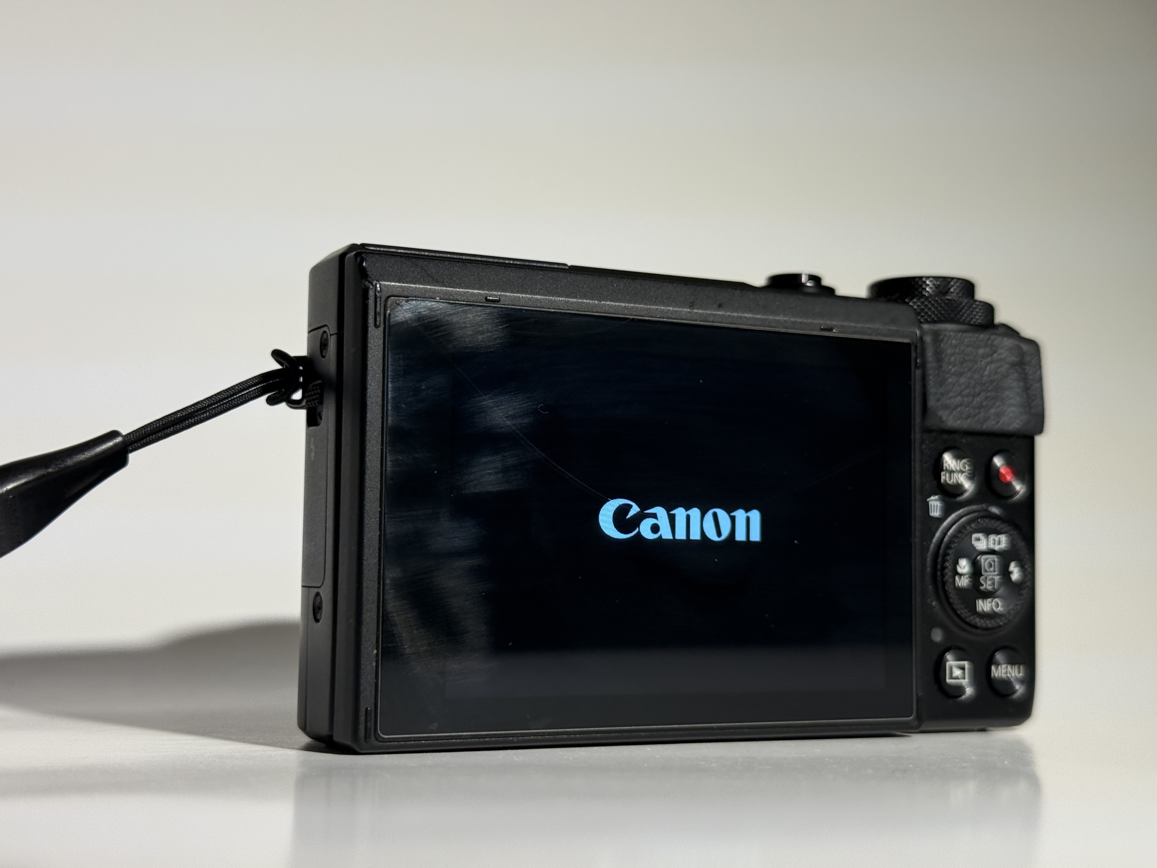 Rent Canon Power Shot G7X from Dorian C for $18 - 23/day