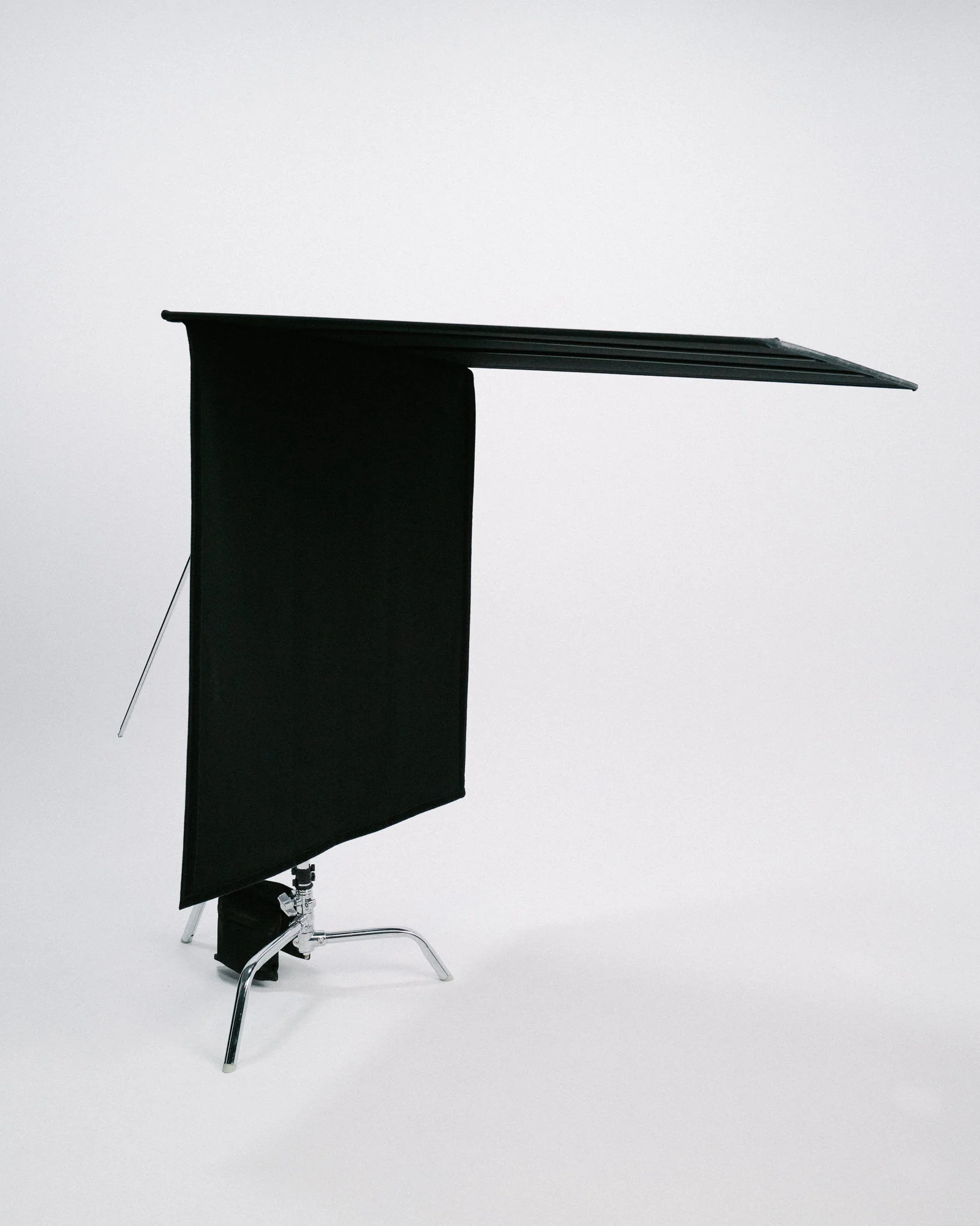 Matthews floppy cloth flag 48x48 inch / 4ft x 4ft black out 