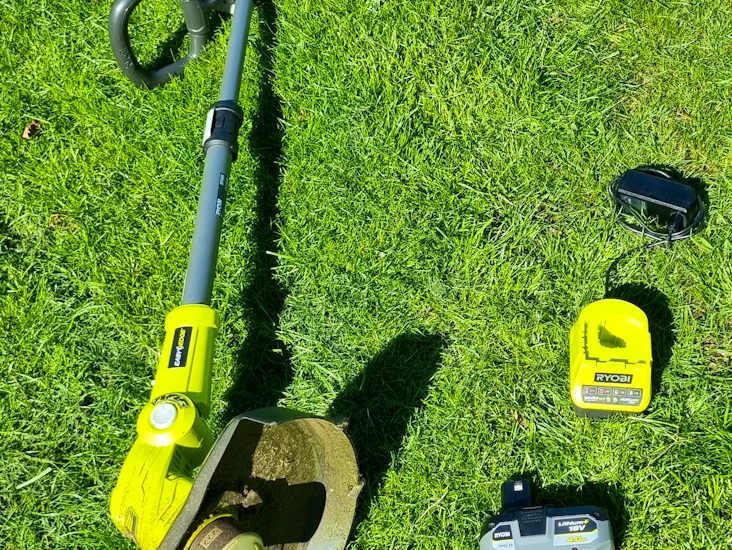 Grästrimmer, batteridriven, ryobi