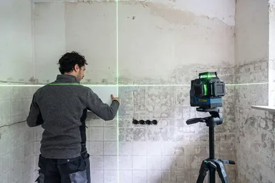 Bosch professional krysslaser inkl 250cm stativ