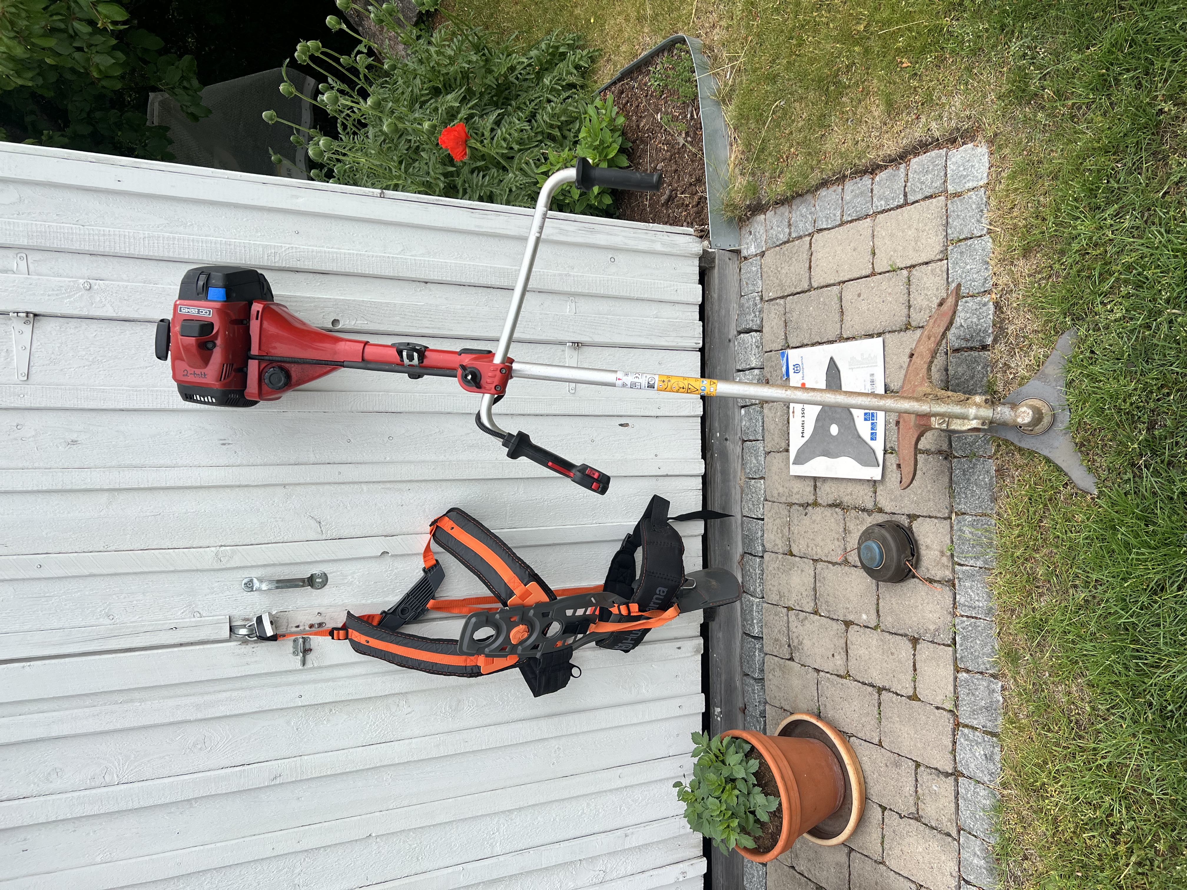 Jonsered cc2245 med trimmer och kapslingar