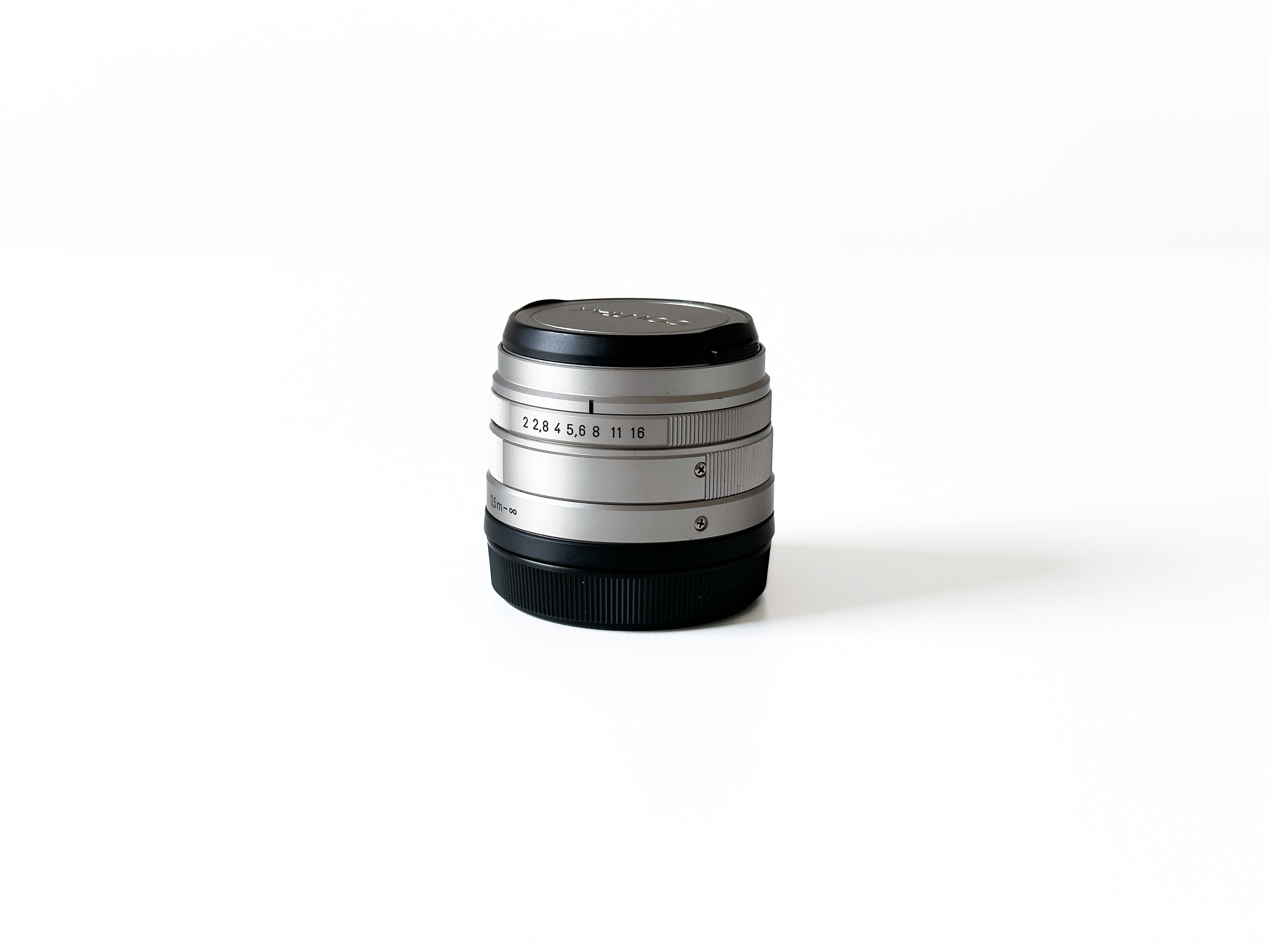 Contax g 45mm f/2 lens (contax g2)