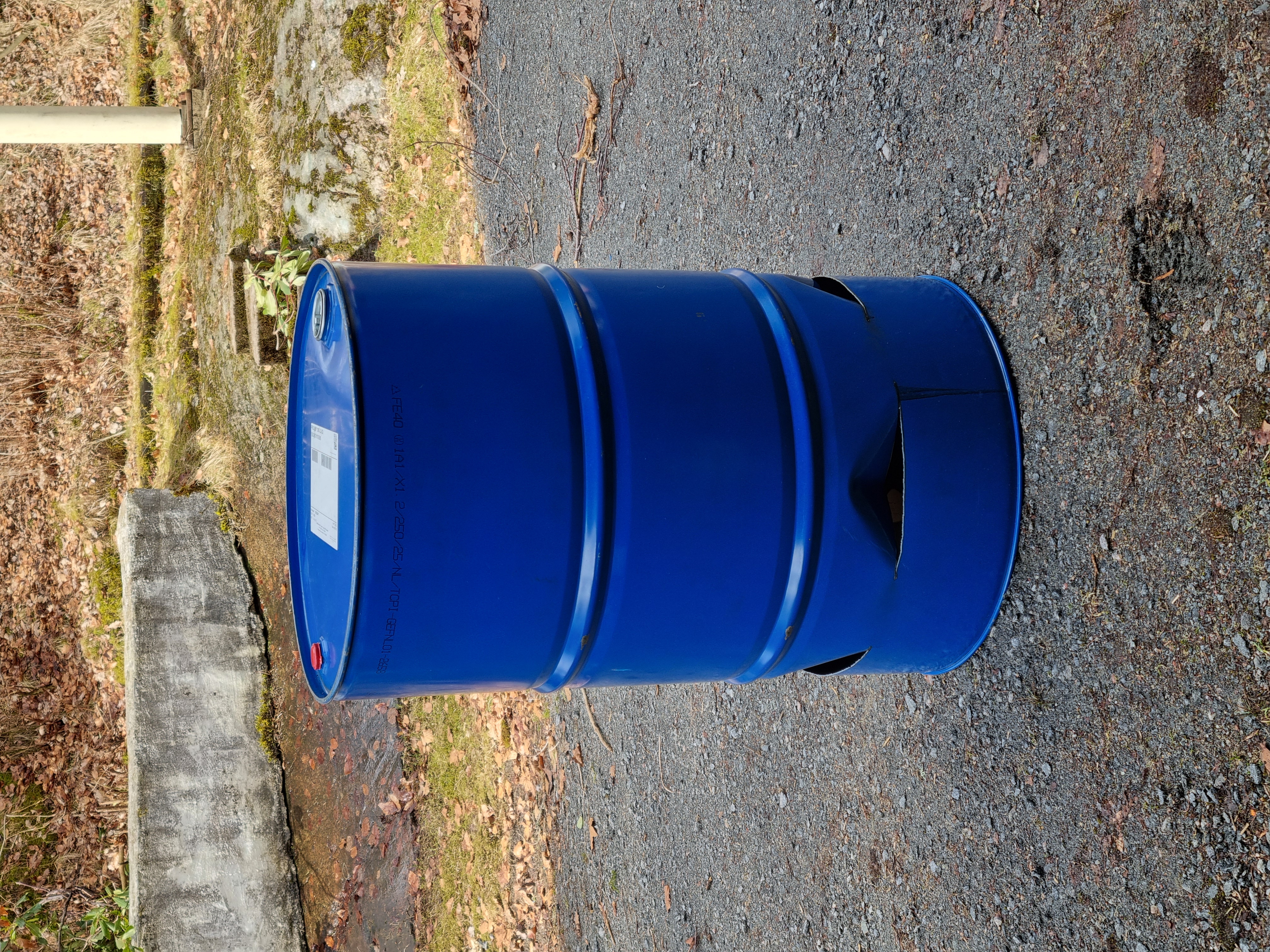 Eldningstunna med lock