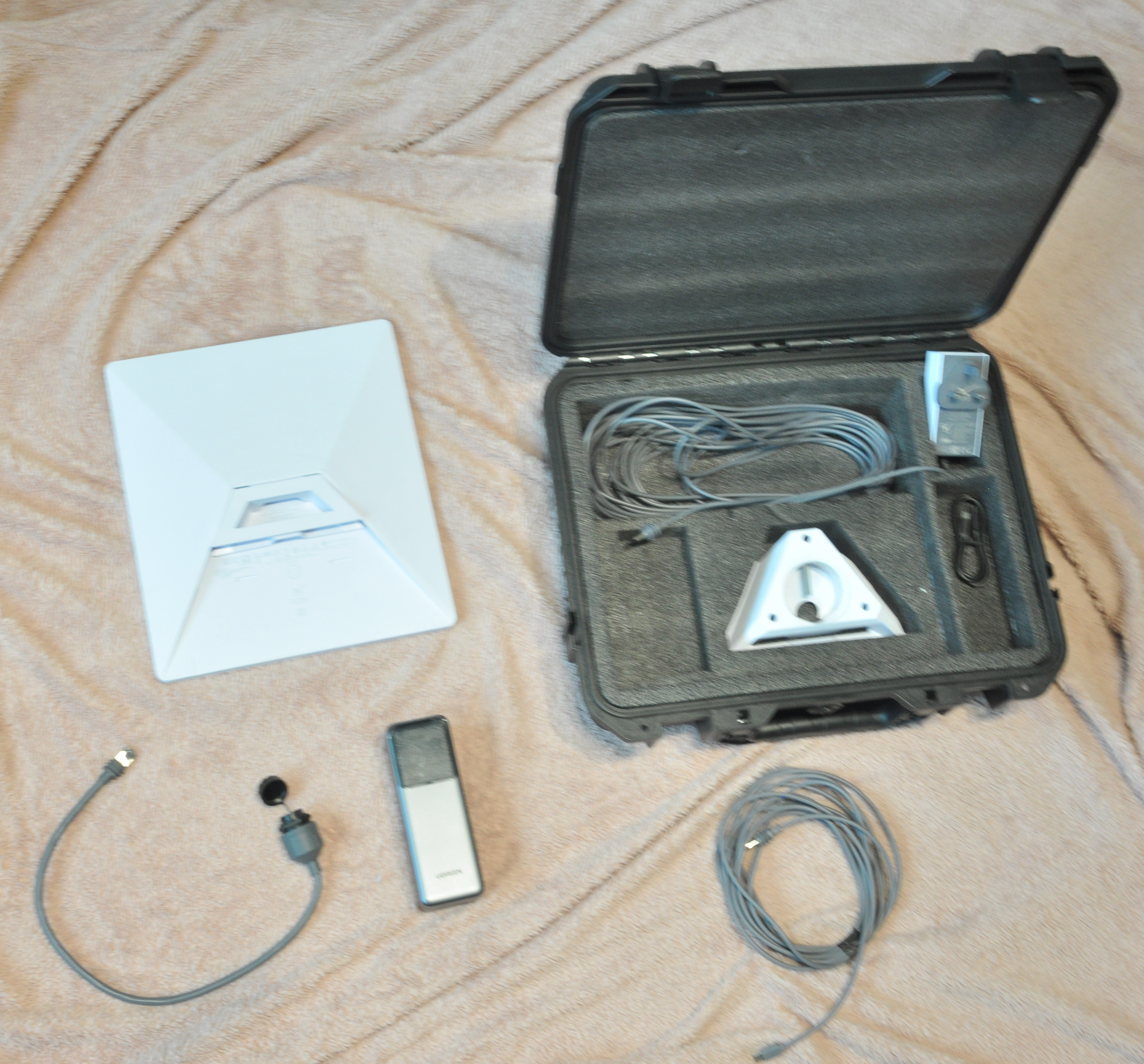 Starlink with power bank for remote satellite internet