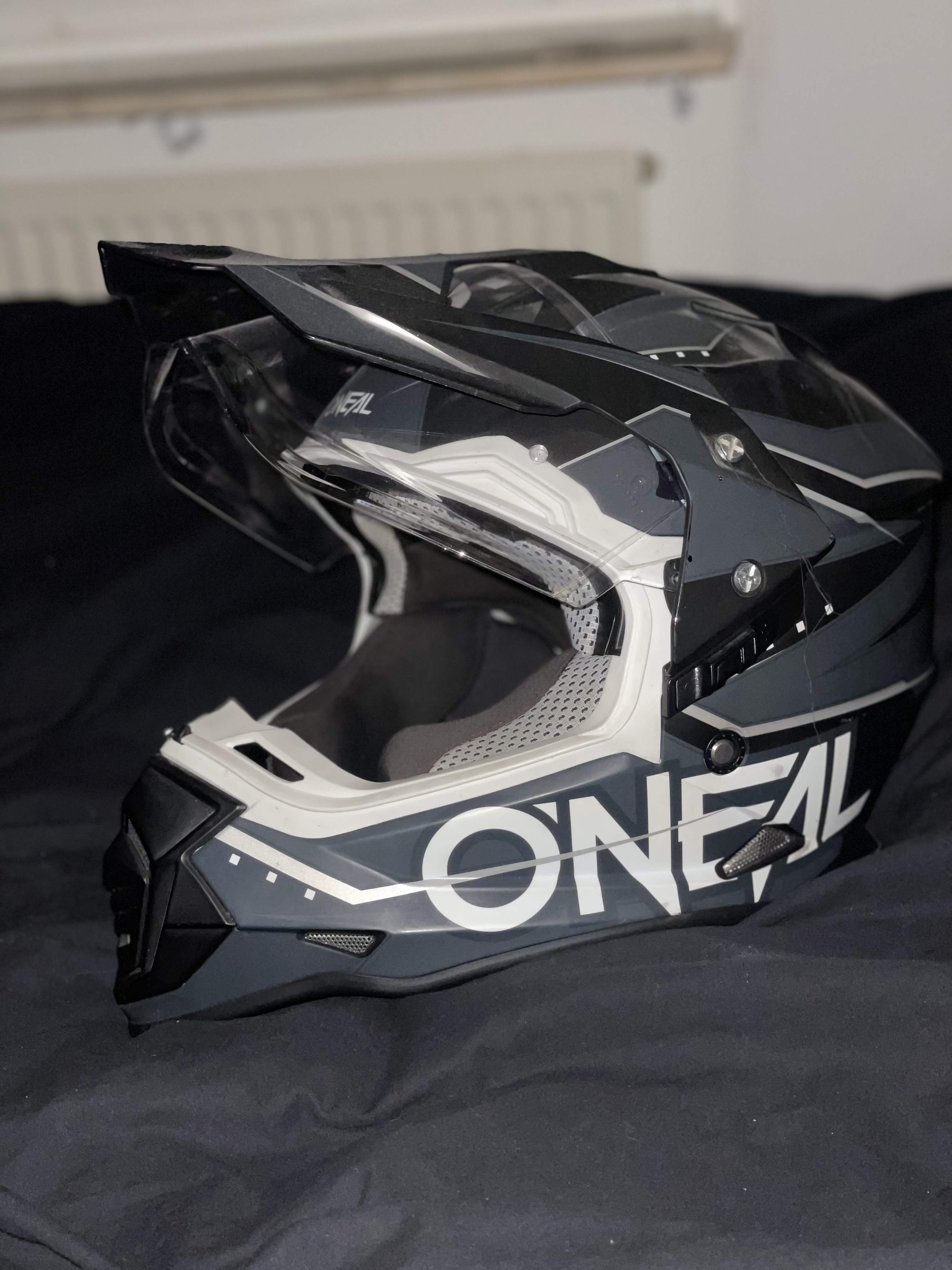 Oneal intregralhjälm mc 