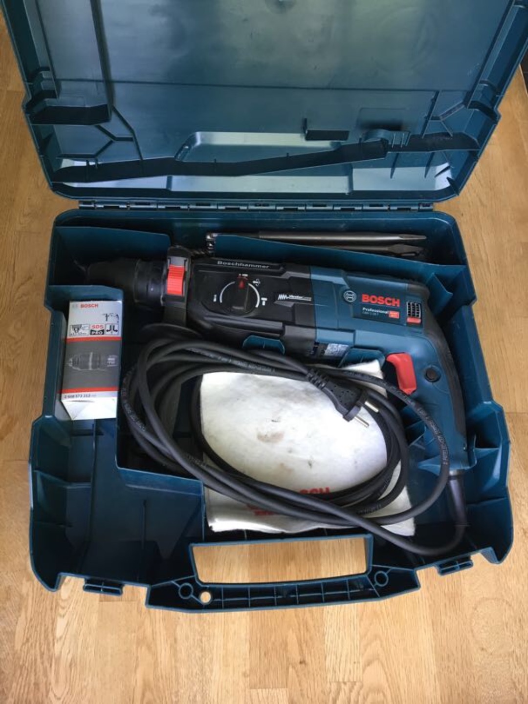 Slagborrmaskin bosch gbh 2-28 f