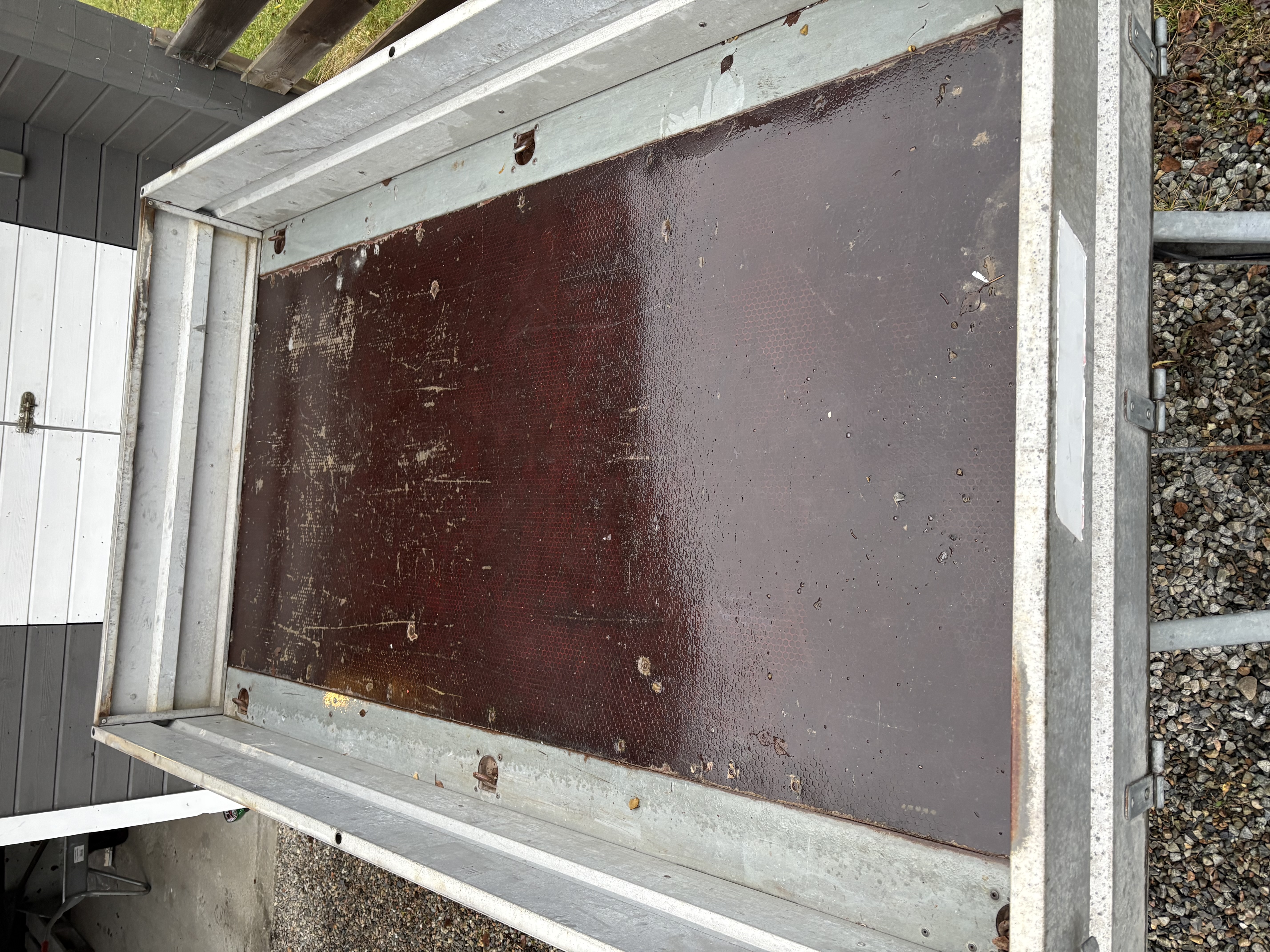 Tysse tilhenger m/brems, maks nyttelast 1680kg