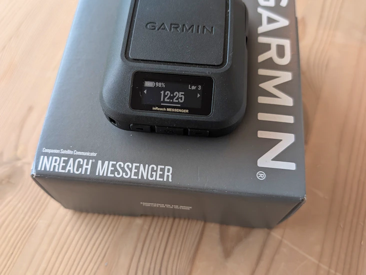 Garmin inreach messenger