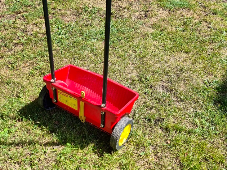 Gödselvagn, spridare