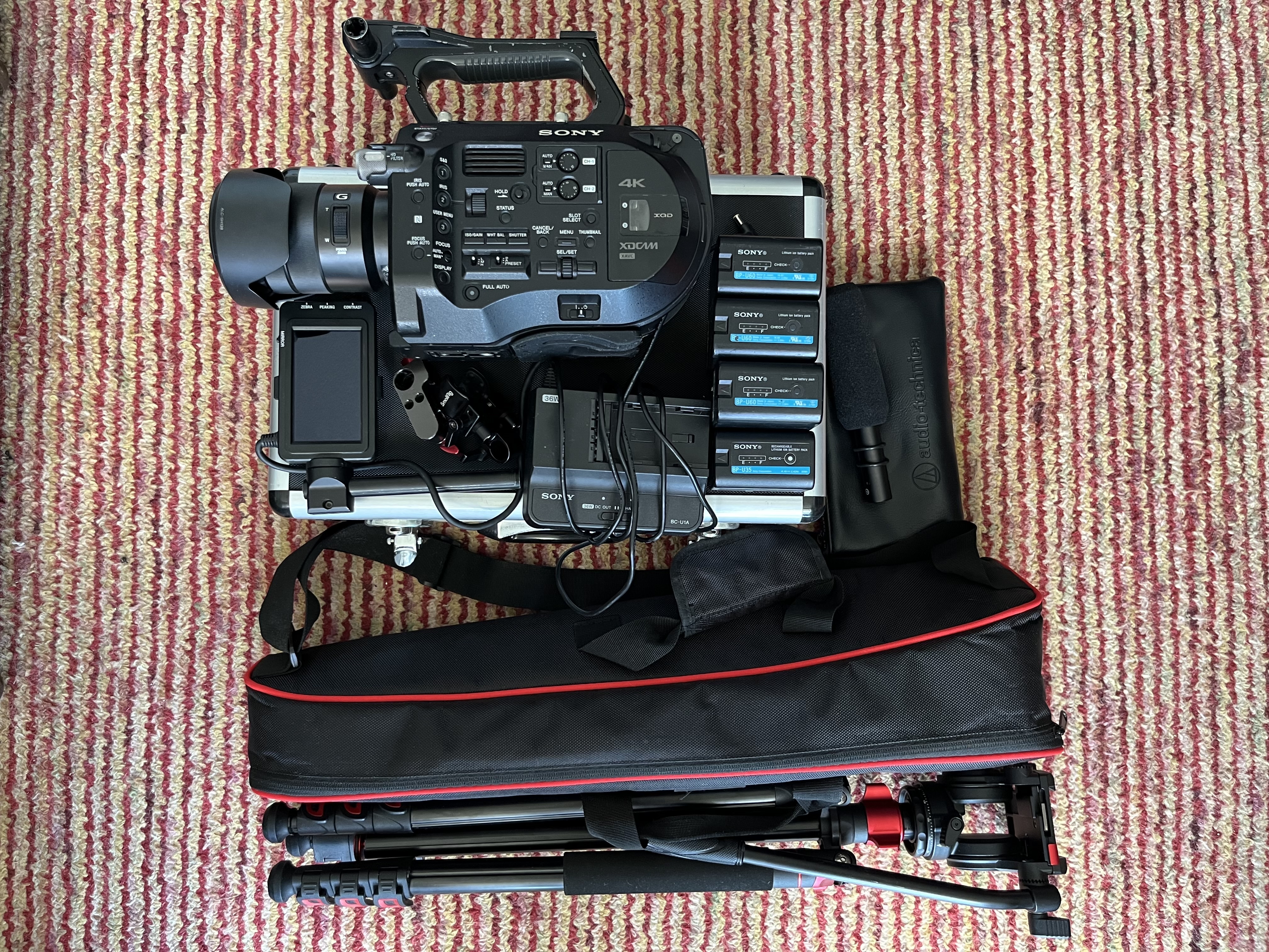 Sony fs7 kit w/ tripod, mic