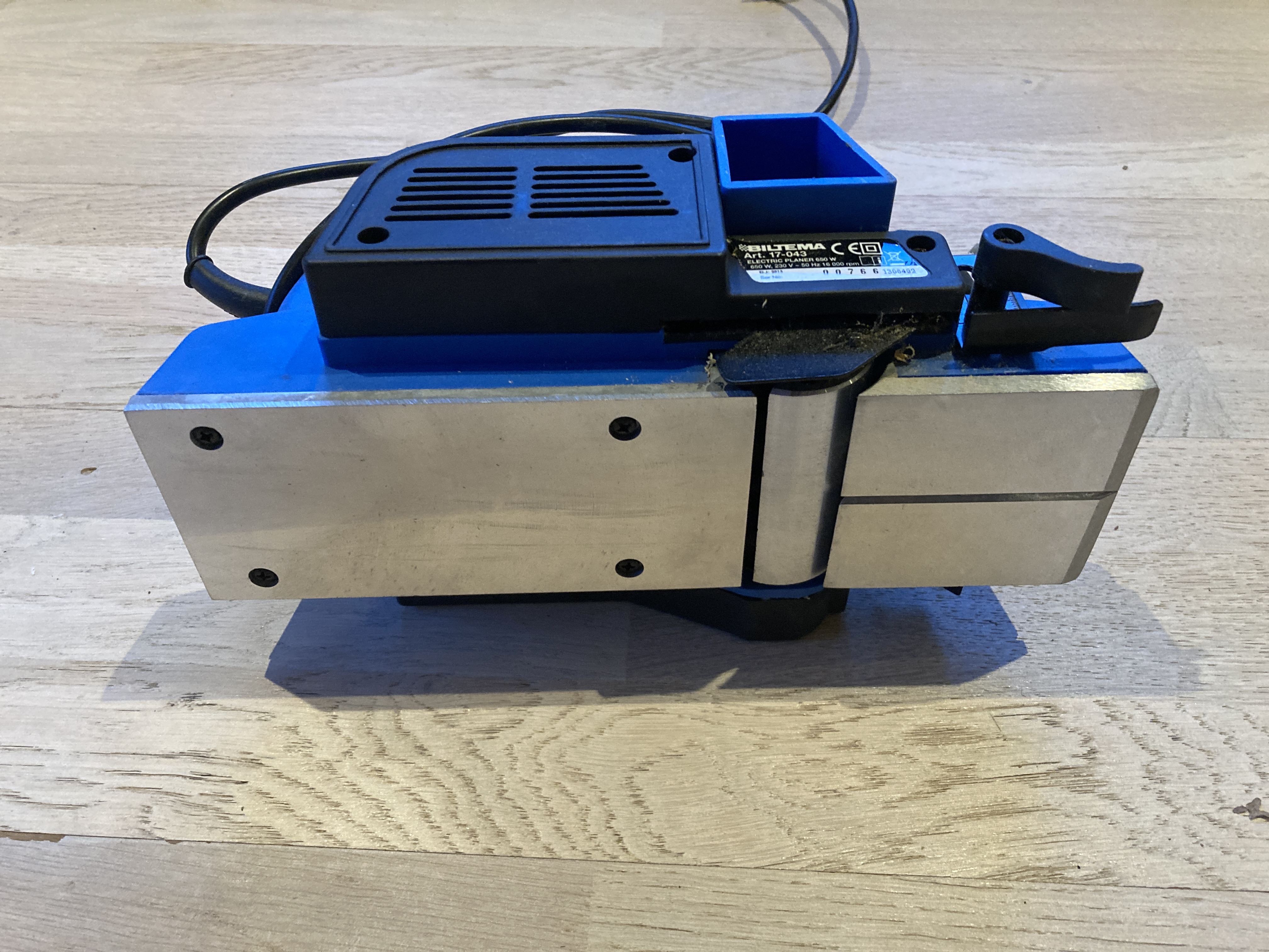 Elektrisk høvel 650w