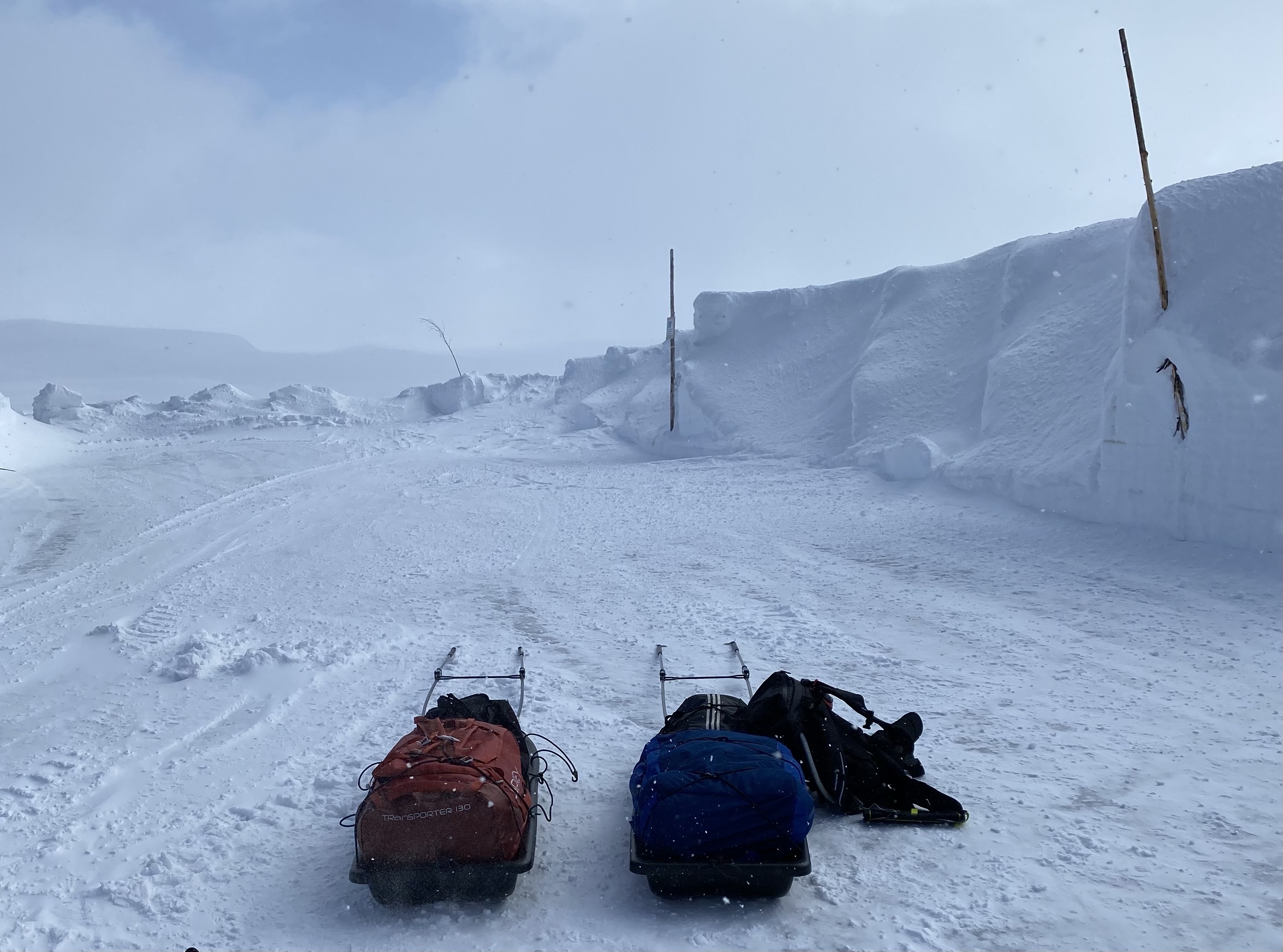 1 stk eller 2 stk fjellpulken transporter varepulk med drag og stropp