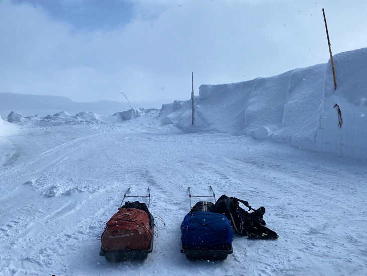 1 stk eller 2 stk fjellpulken transporter varepulk med drag og stropp
