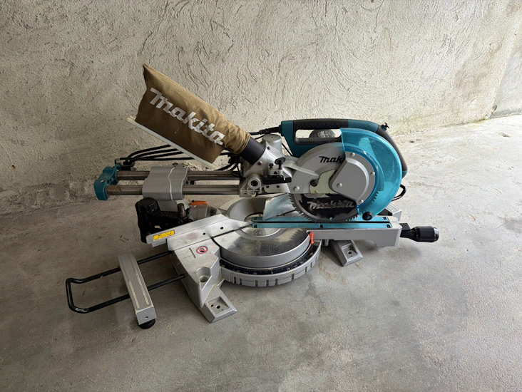 Makita ls0815fl