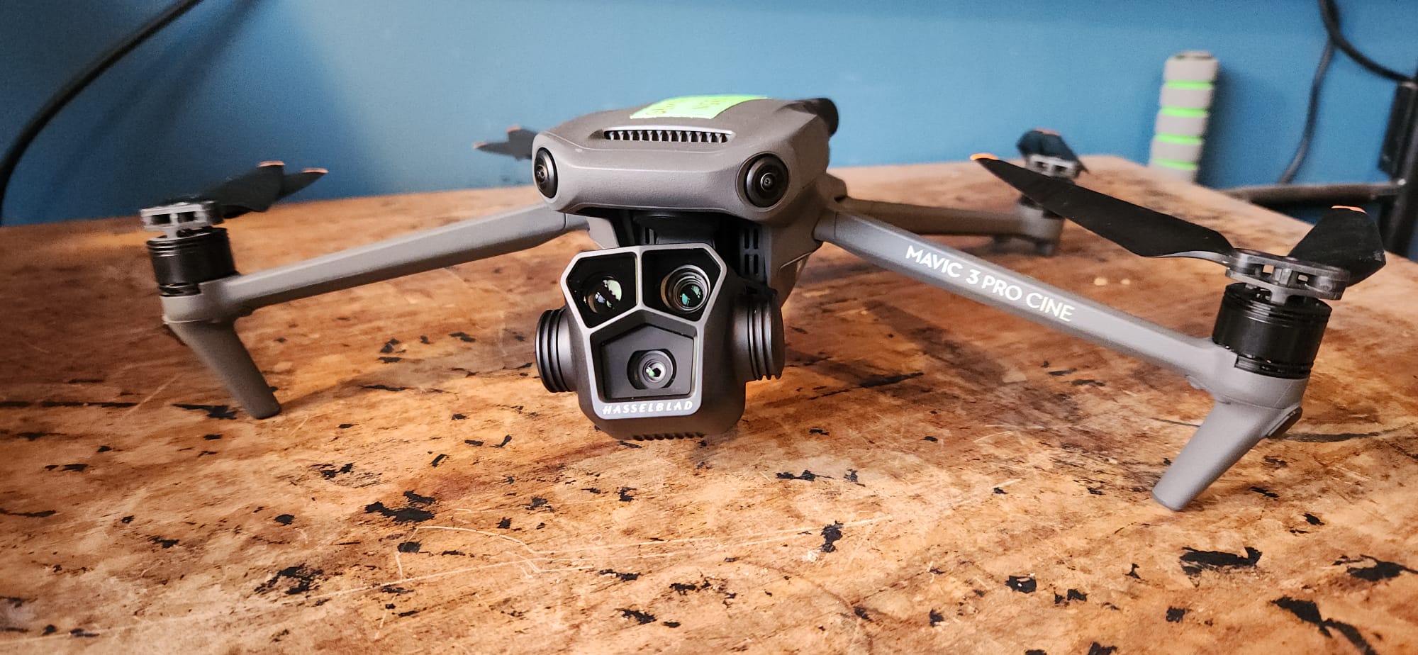 Dji mavic 3 pro cine drone + pilot + 6x batteries