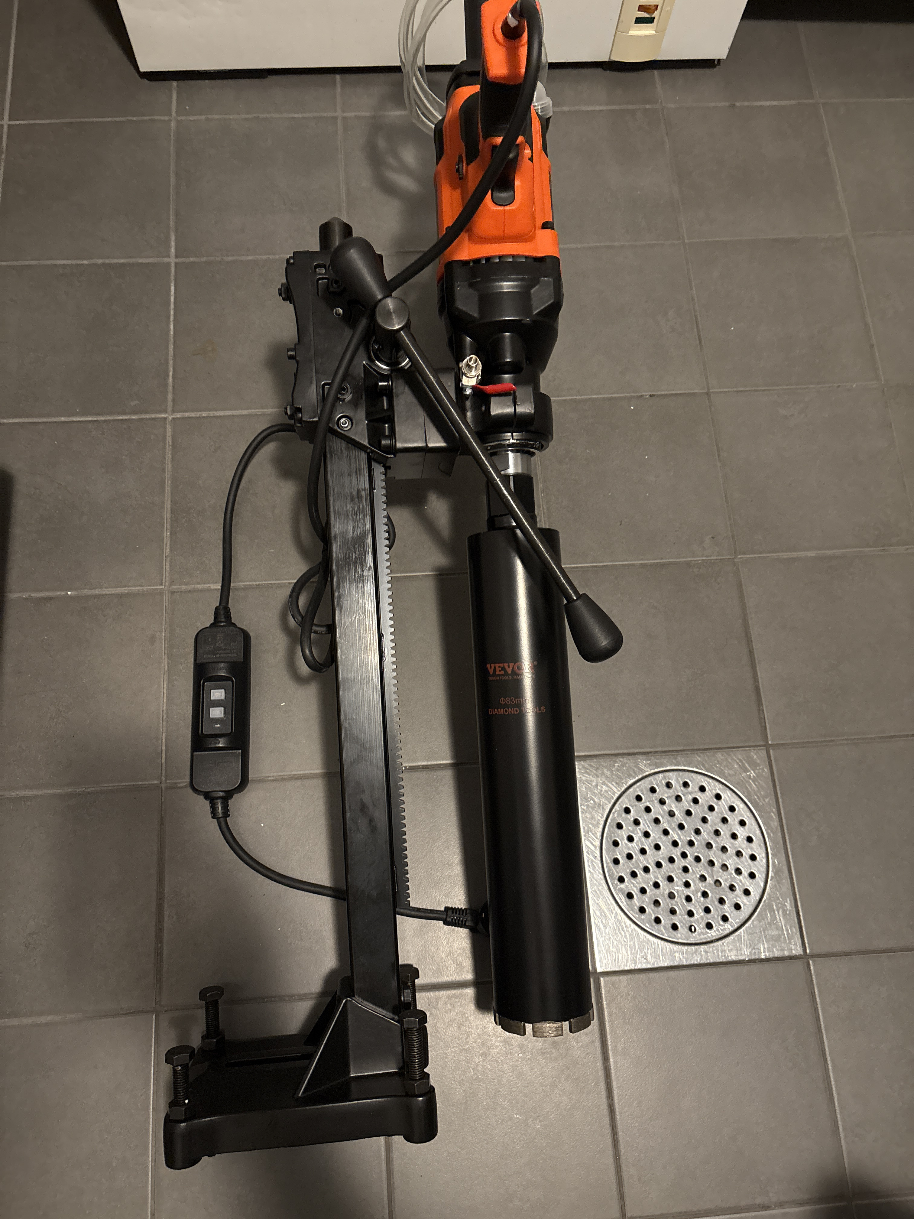 Kjernebormaskin med stativ 