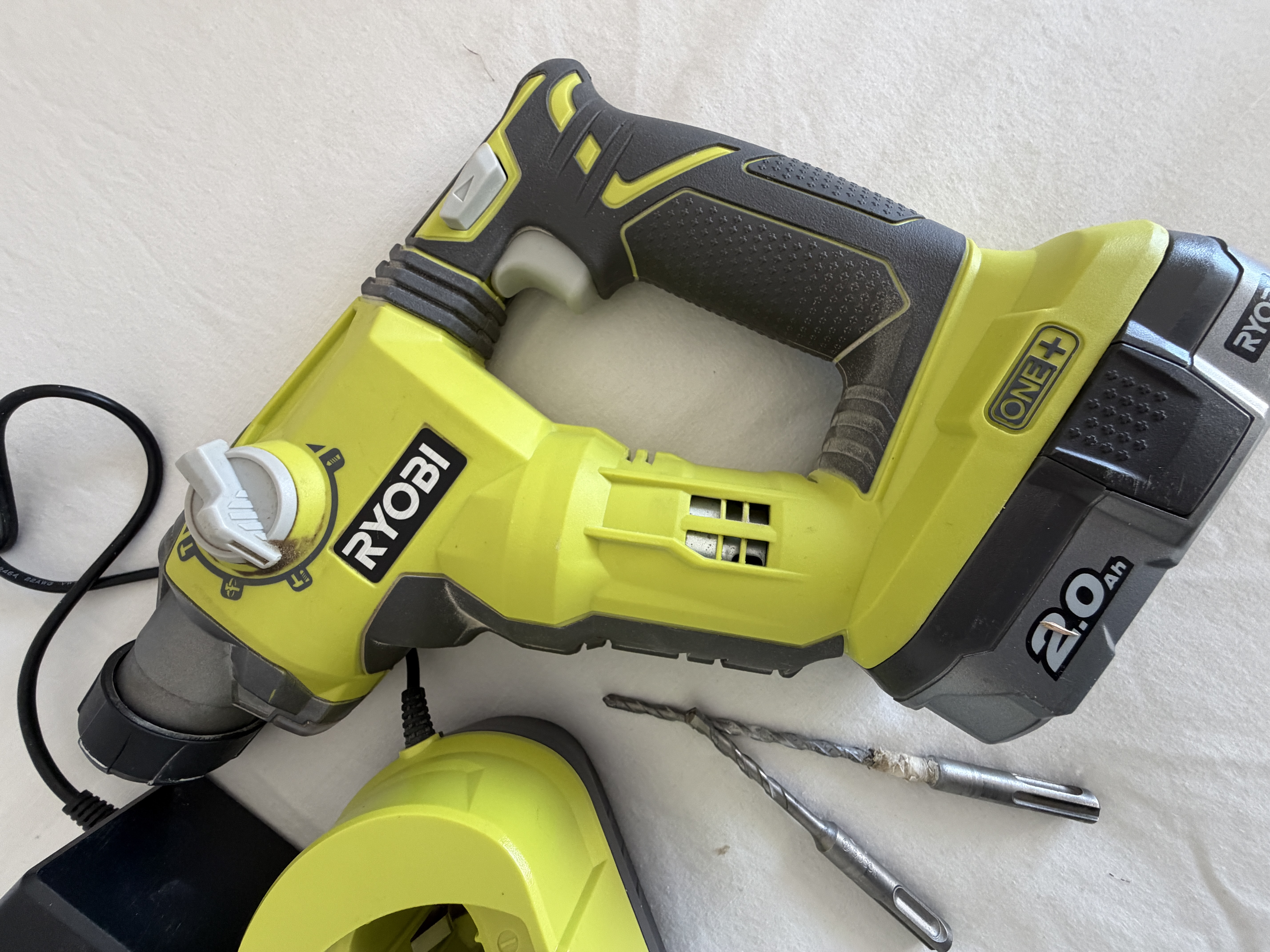 Kraftfull och pålitlig borrhammare 