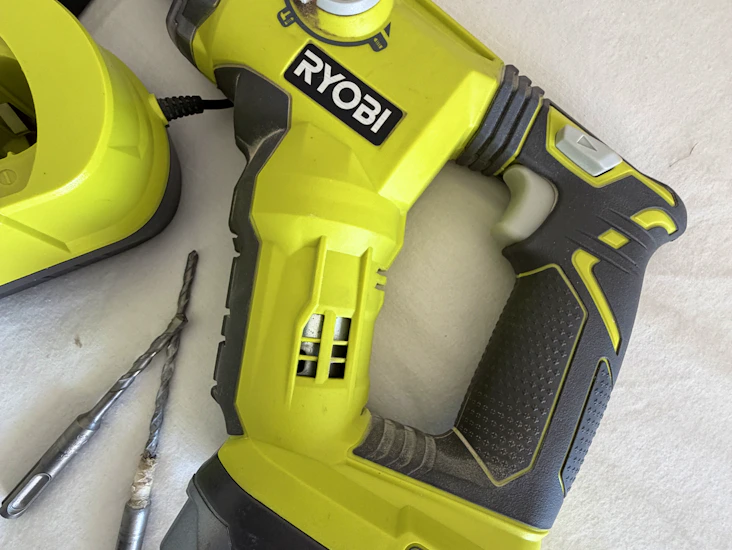 Kraftfull och pålitlig borrhammare