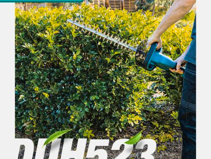 Makita häcksax 52cm, 2st 4h batterier.