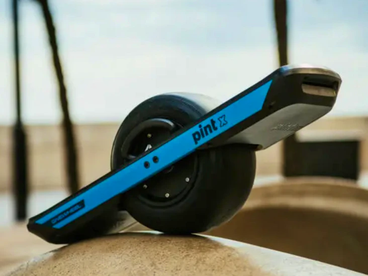 Onewheel pint / pint x electric skateboard future motion pev up to 5 available !!!