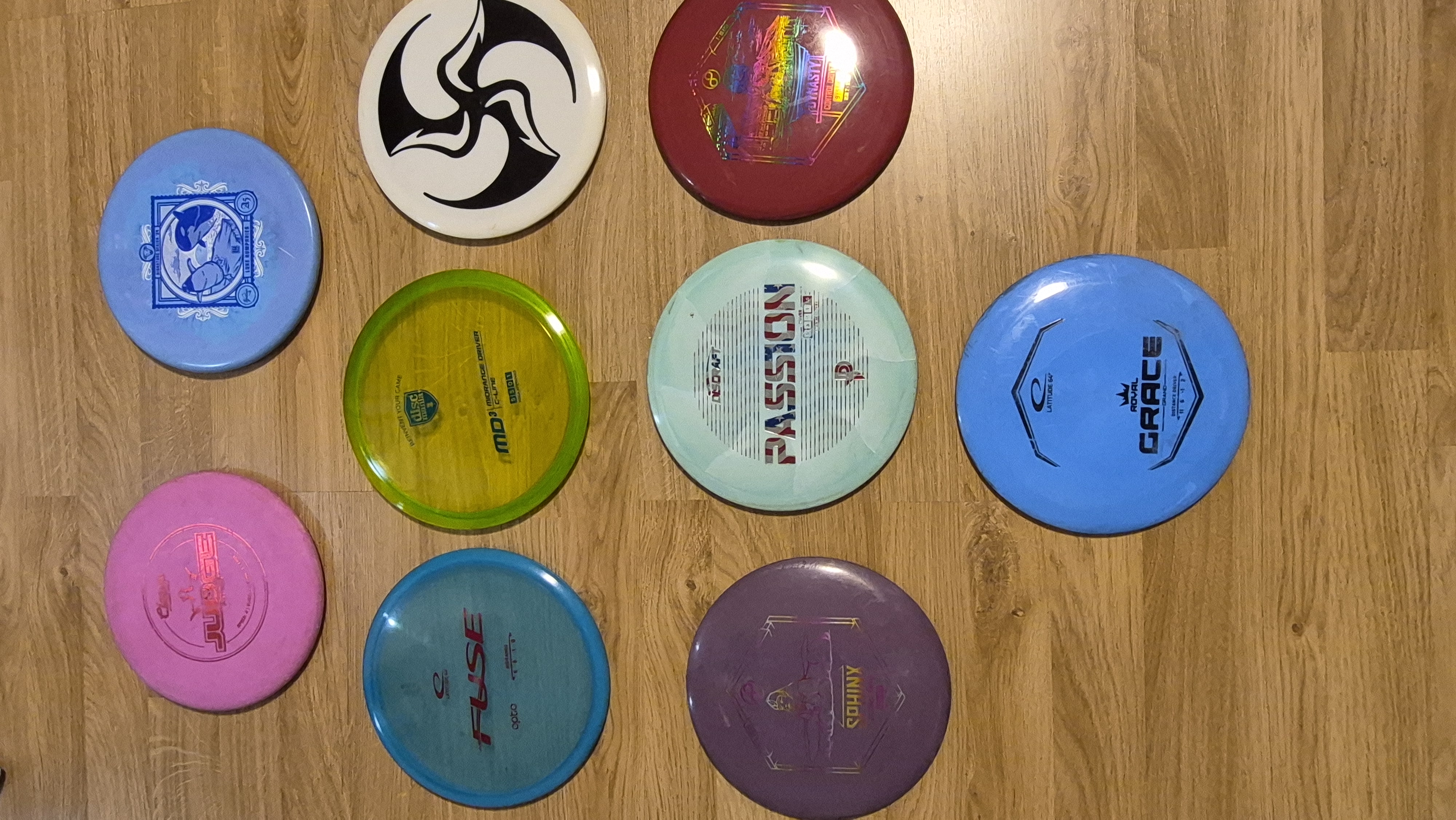 Disc golf discer