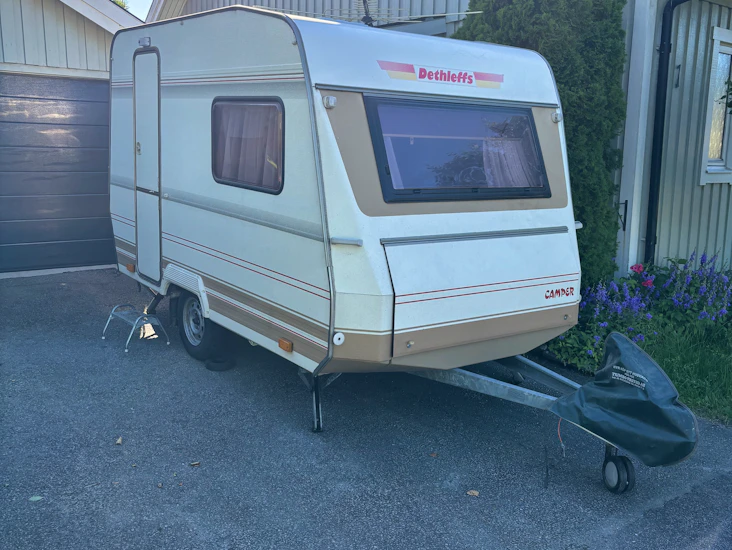 Dethleffs 350 camper