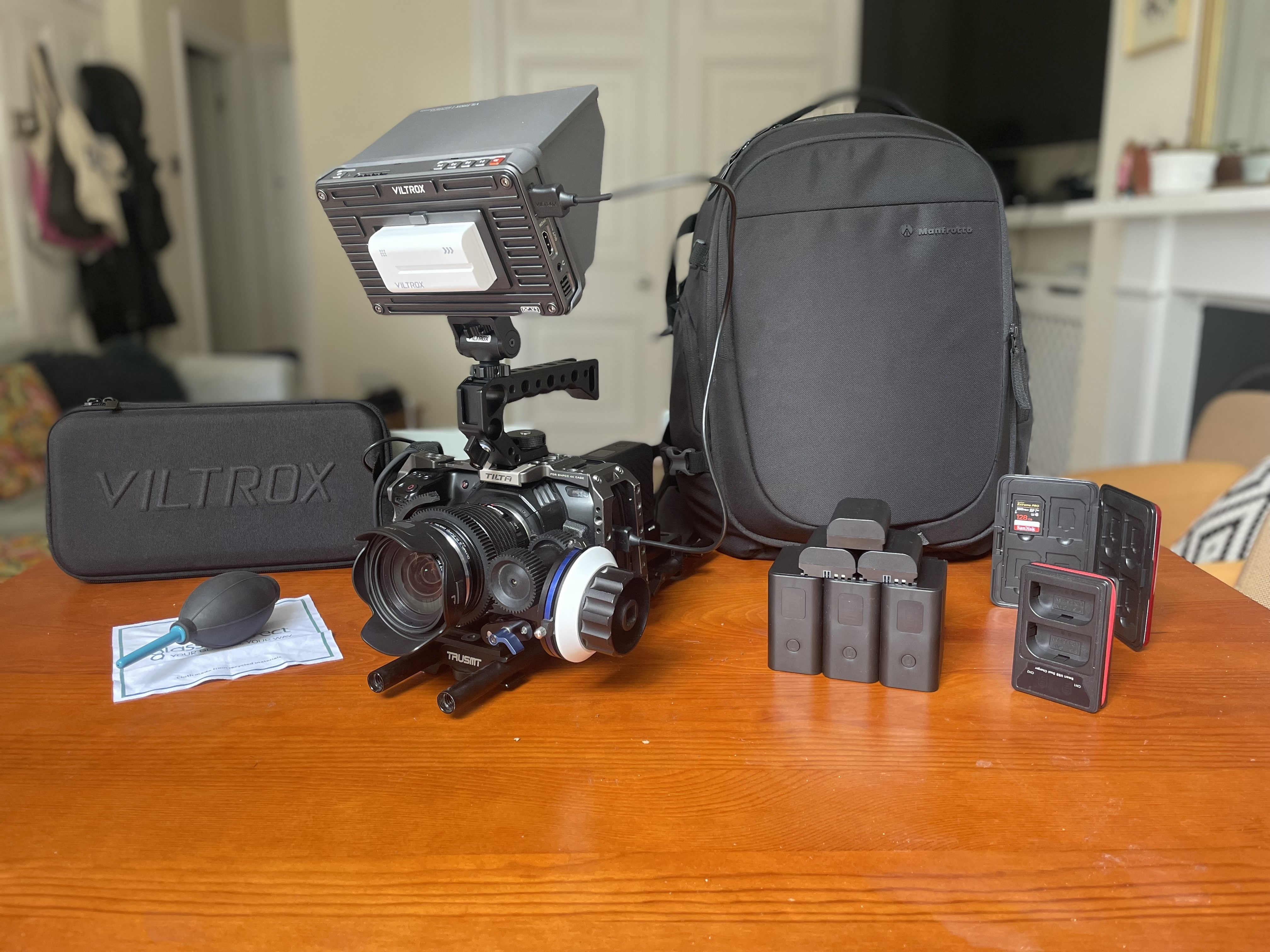 Blackmagic 4k pocket cinema camera kit - complete videographer kit