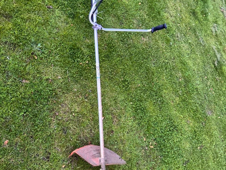 Hitachi röjsåg /trimmer