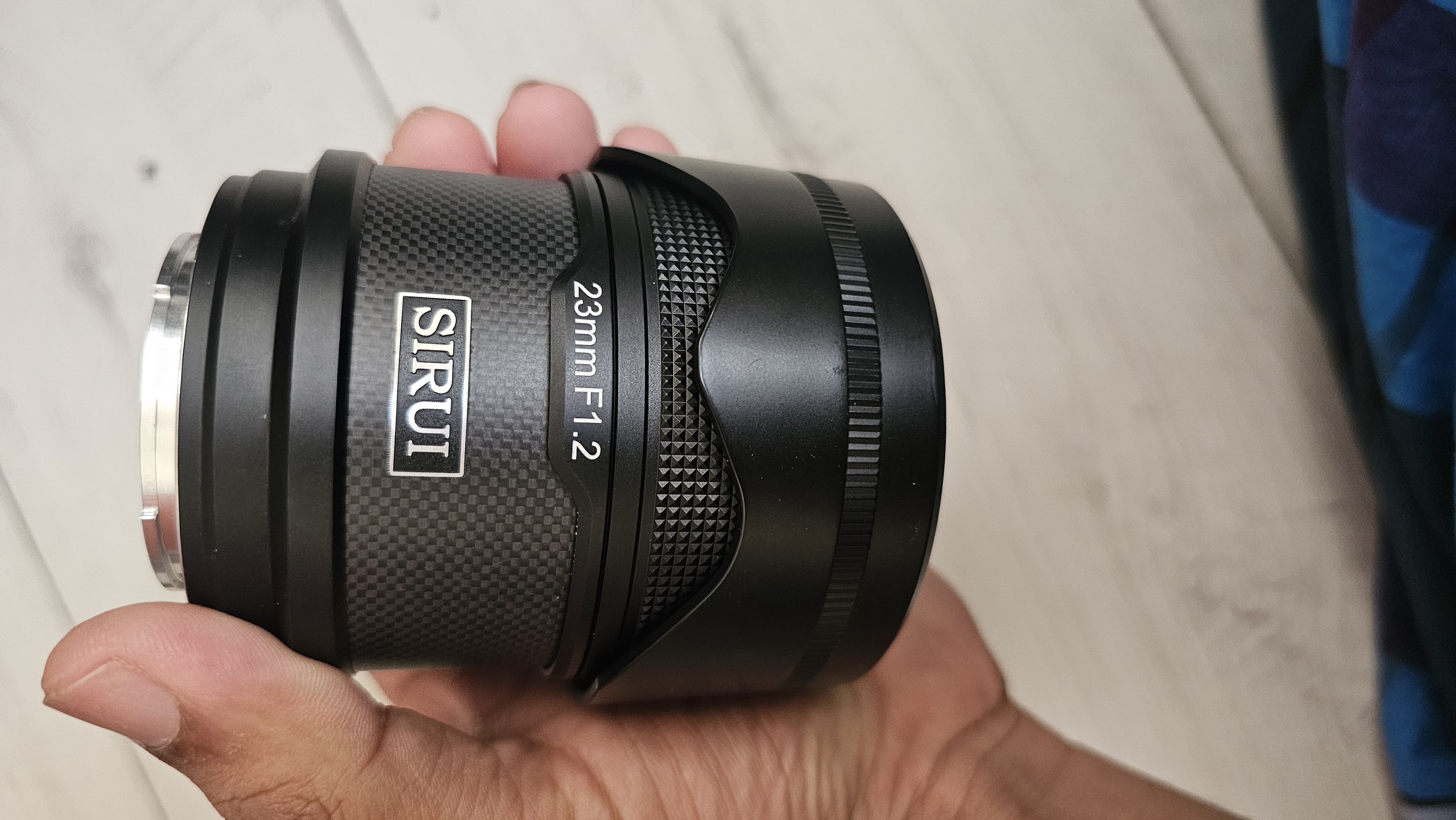 Sirui sniper 23mm 1.2