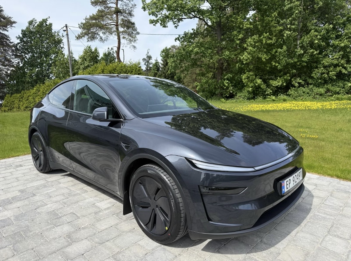Tesla model y juniper 2025