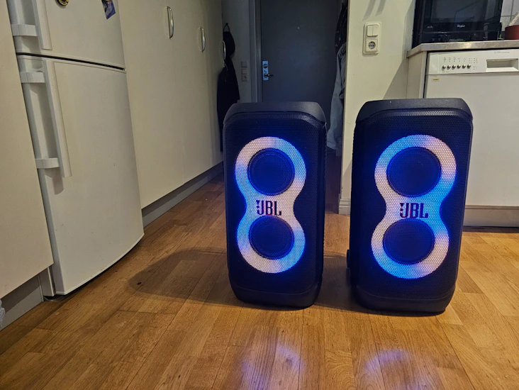 2x jbl partybox 320