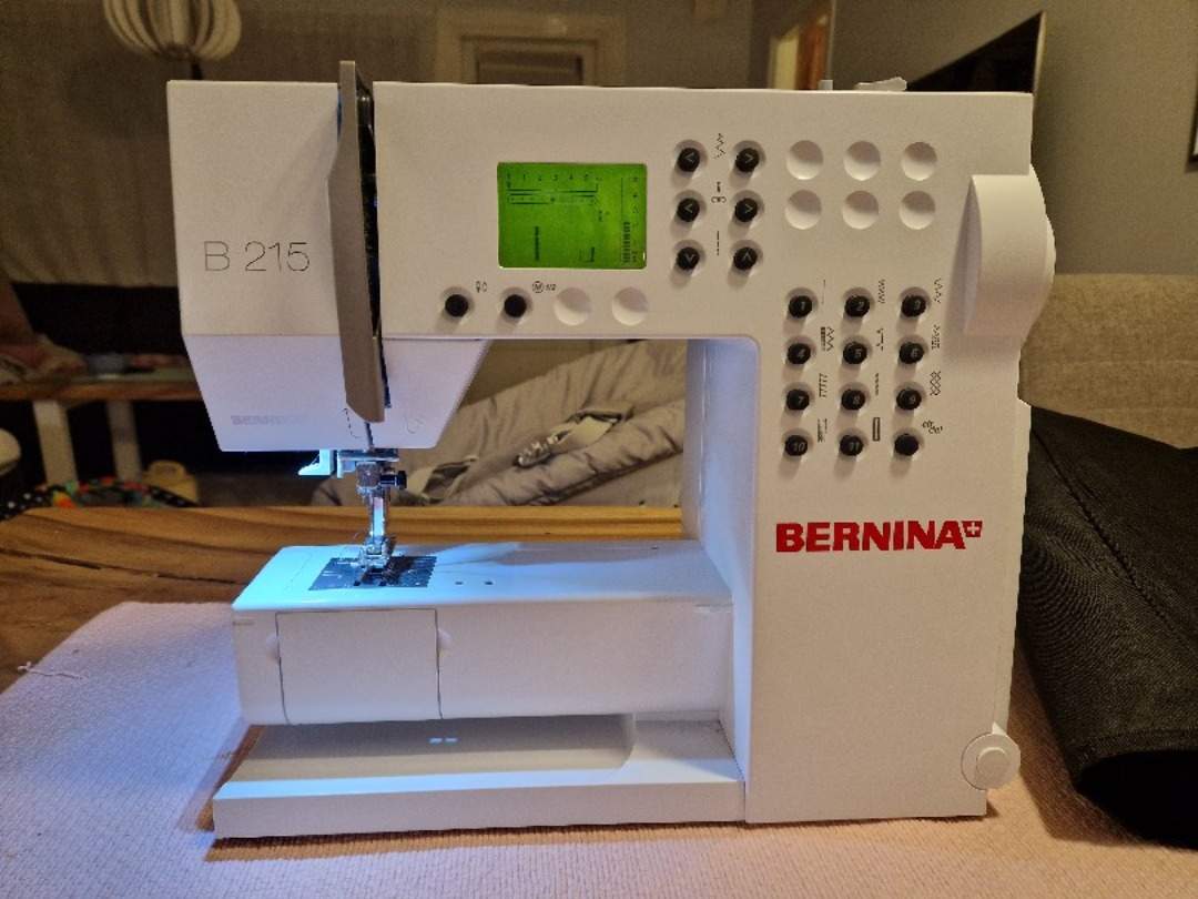 Bernina b215