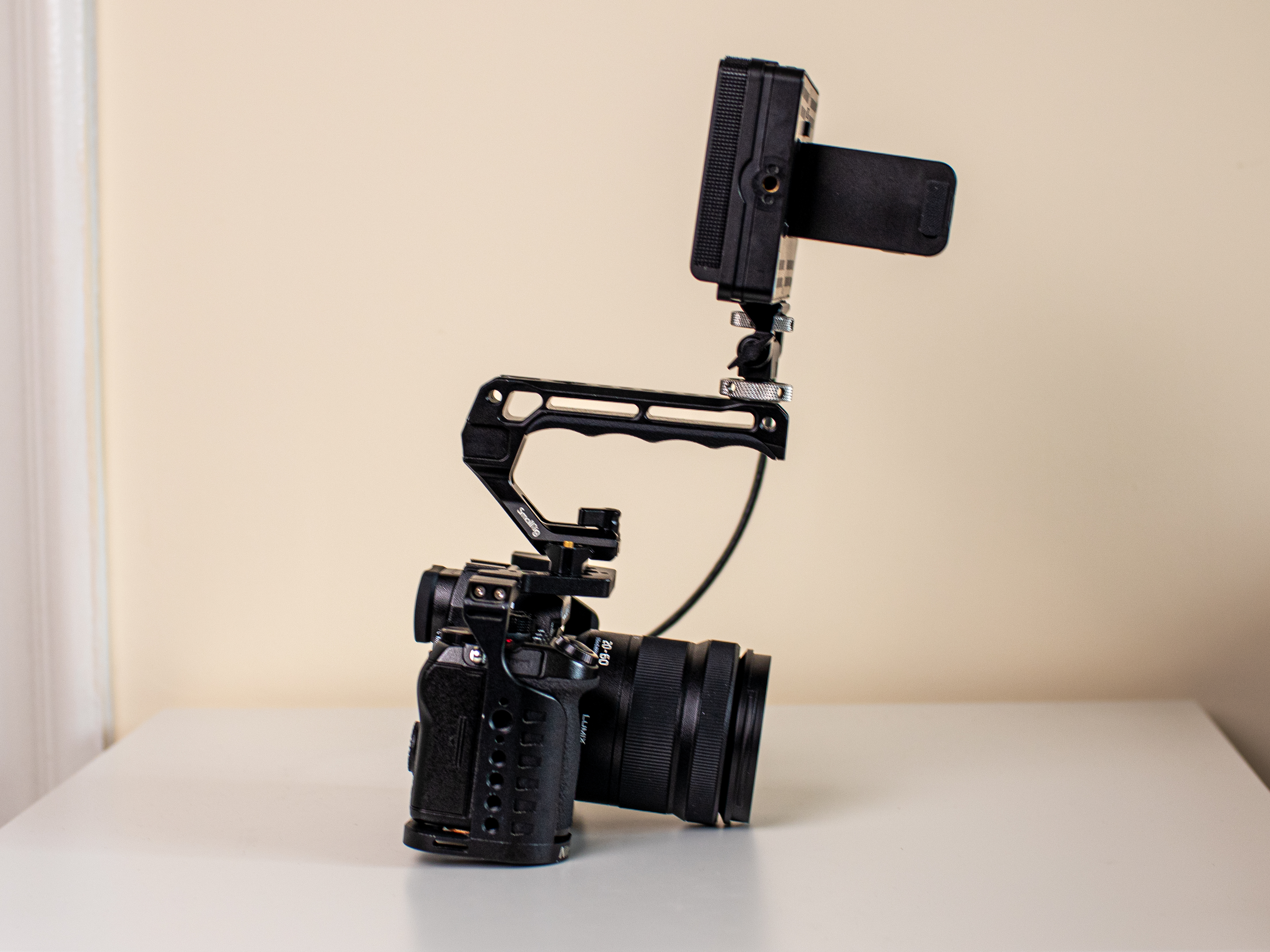 Panasonic lumix s5 + 20-60mm zoom lens + monitor bundle