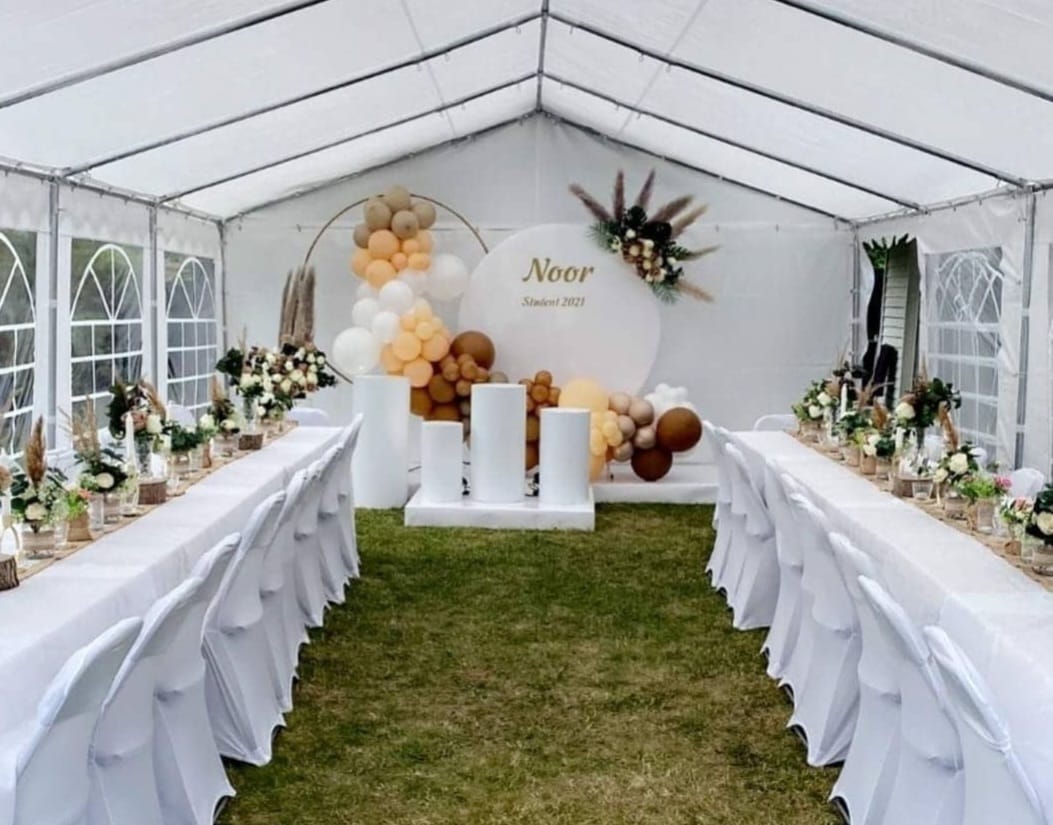 Partytält, bord, stolar