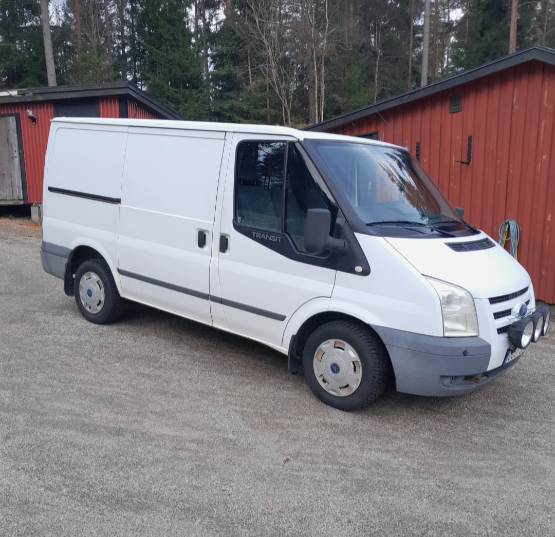 Skåpbil & flyttbil i örebro, kumla